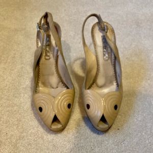 Oscar de la Renta Beige Suede and Patent Slingback Sandals.